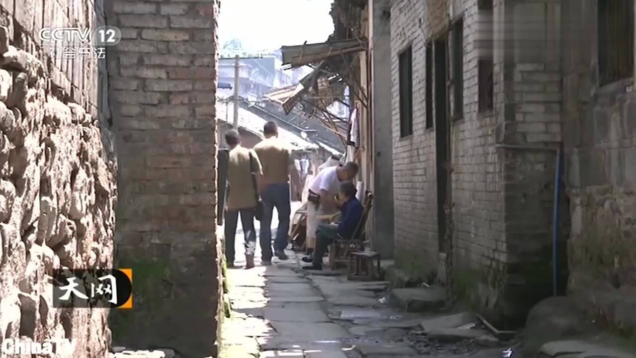 今晨地震最新动态与小巷中的独特风情与隐藏小店揭秘